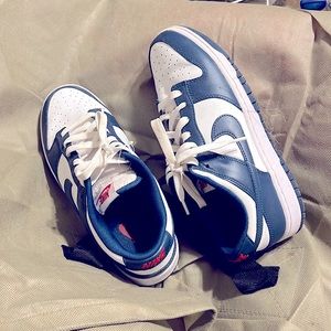 Nike Brand Sneakers for men, size 9